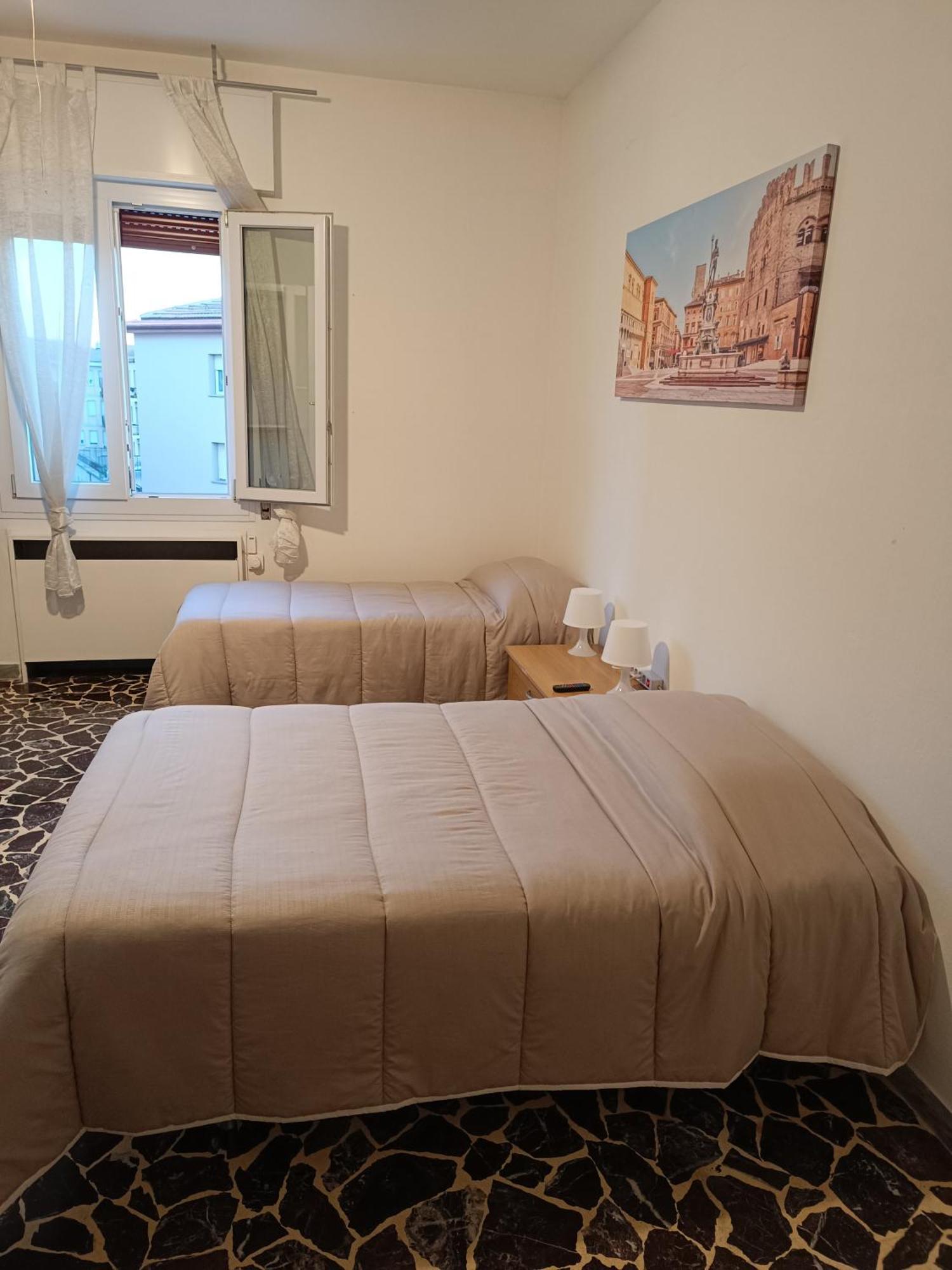 Elegante Appartamento 90 Mq Zona Corticella Fiera بولونيا المظهر الخارجي الصورة